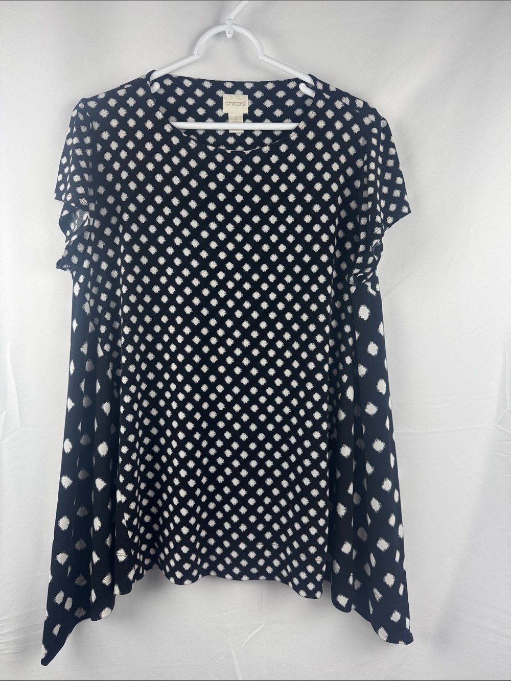 Chico's Black White Dot Tunic Shirt Liquid Knit Handkerchief Hem Size 2 US L